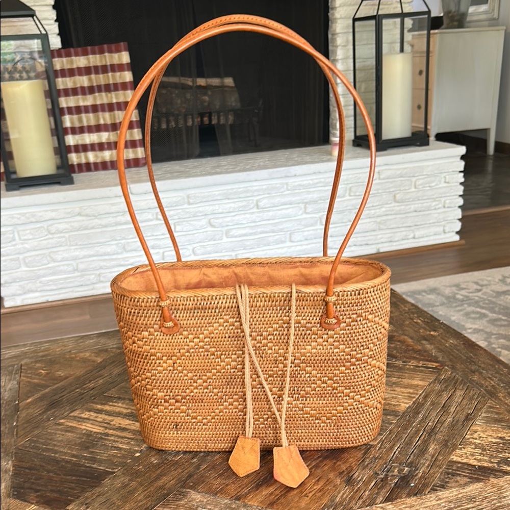 Woven RattanTote Bag in Tan